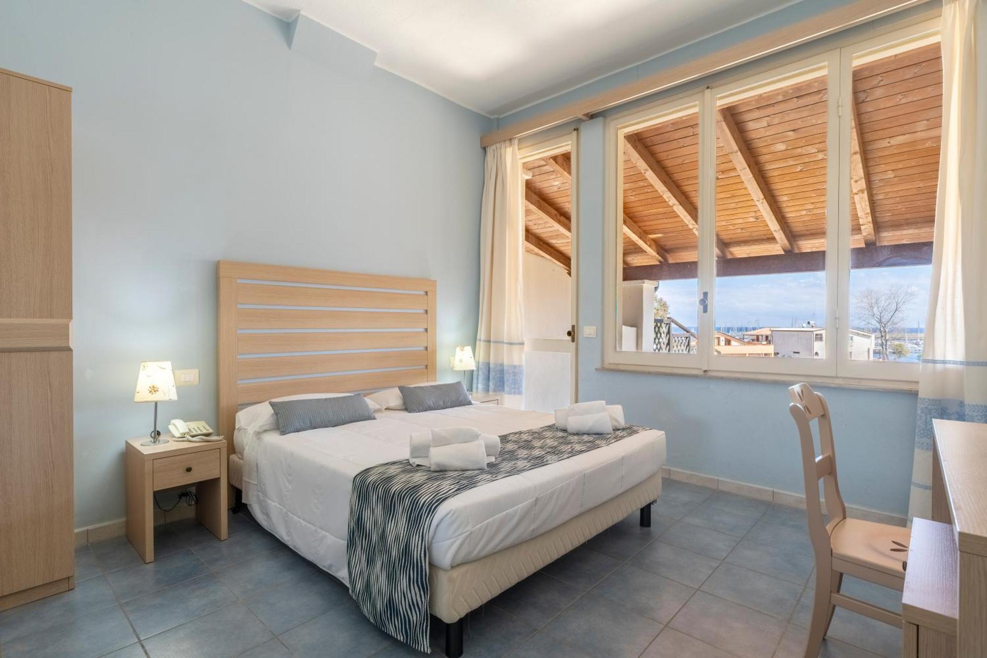 Cala Della Torre 4* La Caletta