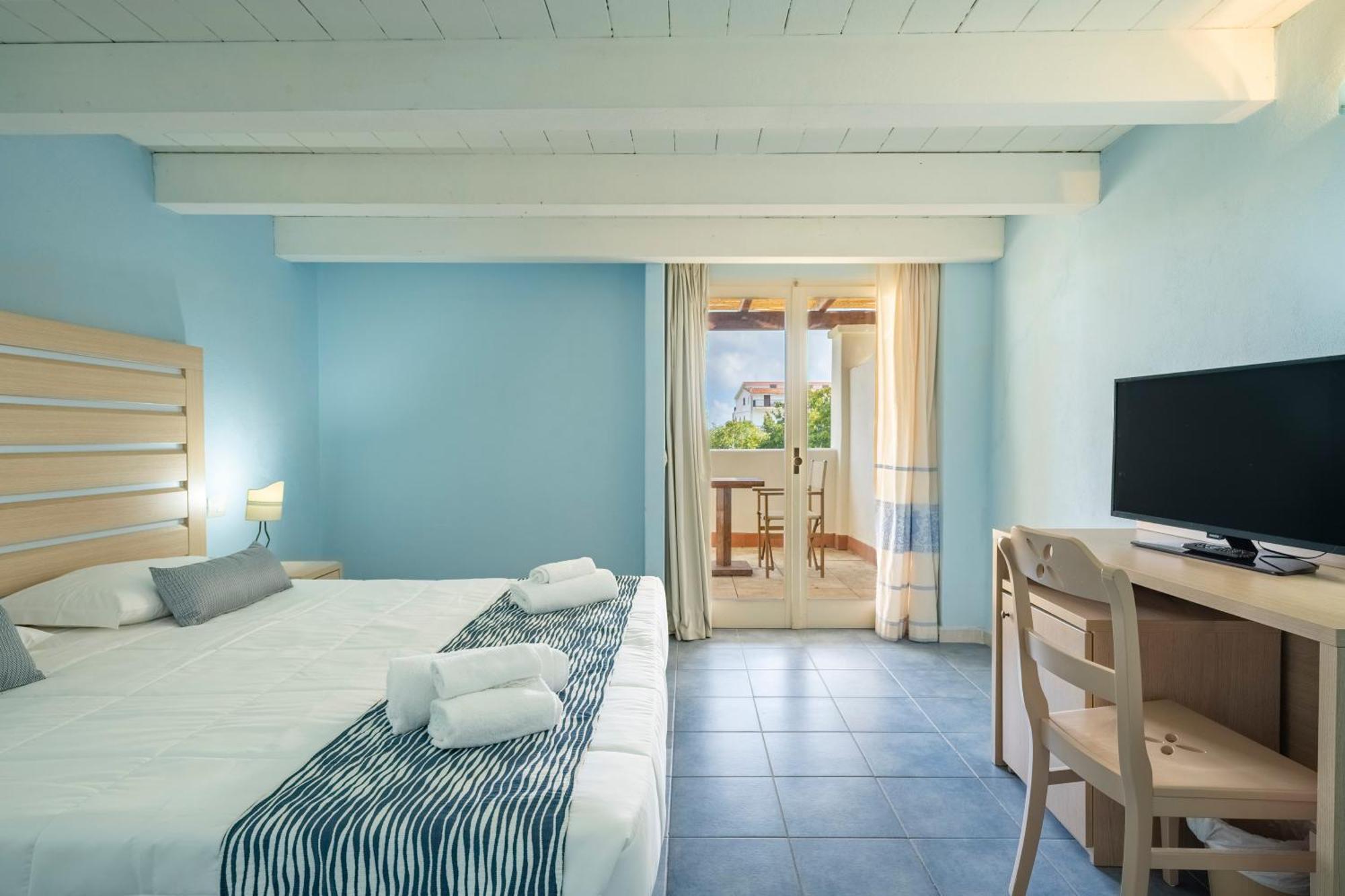 Cala Della Torre Resort